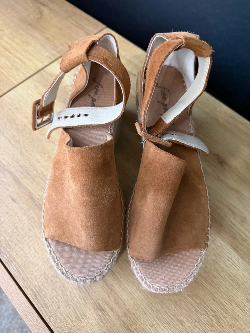 Free People stylish tan
